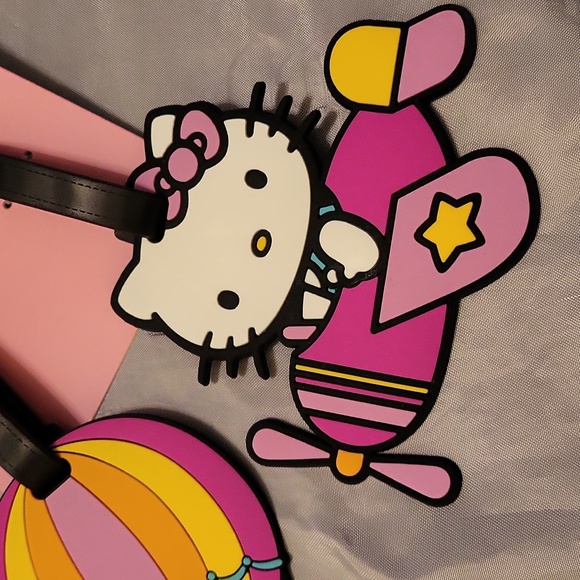 Hello Kitty plane and hot air balloon - Picture 3 of 4